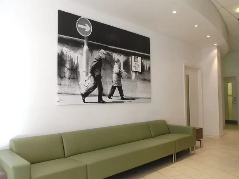 Holiday Inn Express London City, An Ihg Hotel 3*,